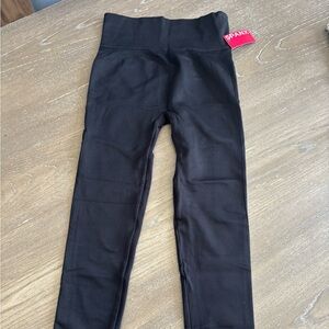 SPANX SPANXshape Ribbed Knit Legging Classic Black
Regular / M